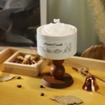 Camellia-shaped scented candle