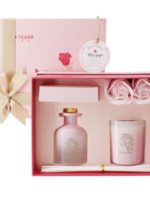 Romantic scented candle gift set