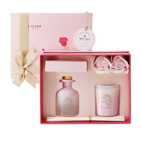 Romantic scented candle gift set